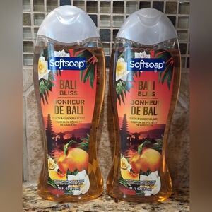 Softsoap Bali Bliss Peach & Gardenia Moisturizing Body Wash